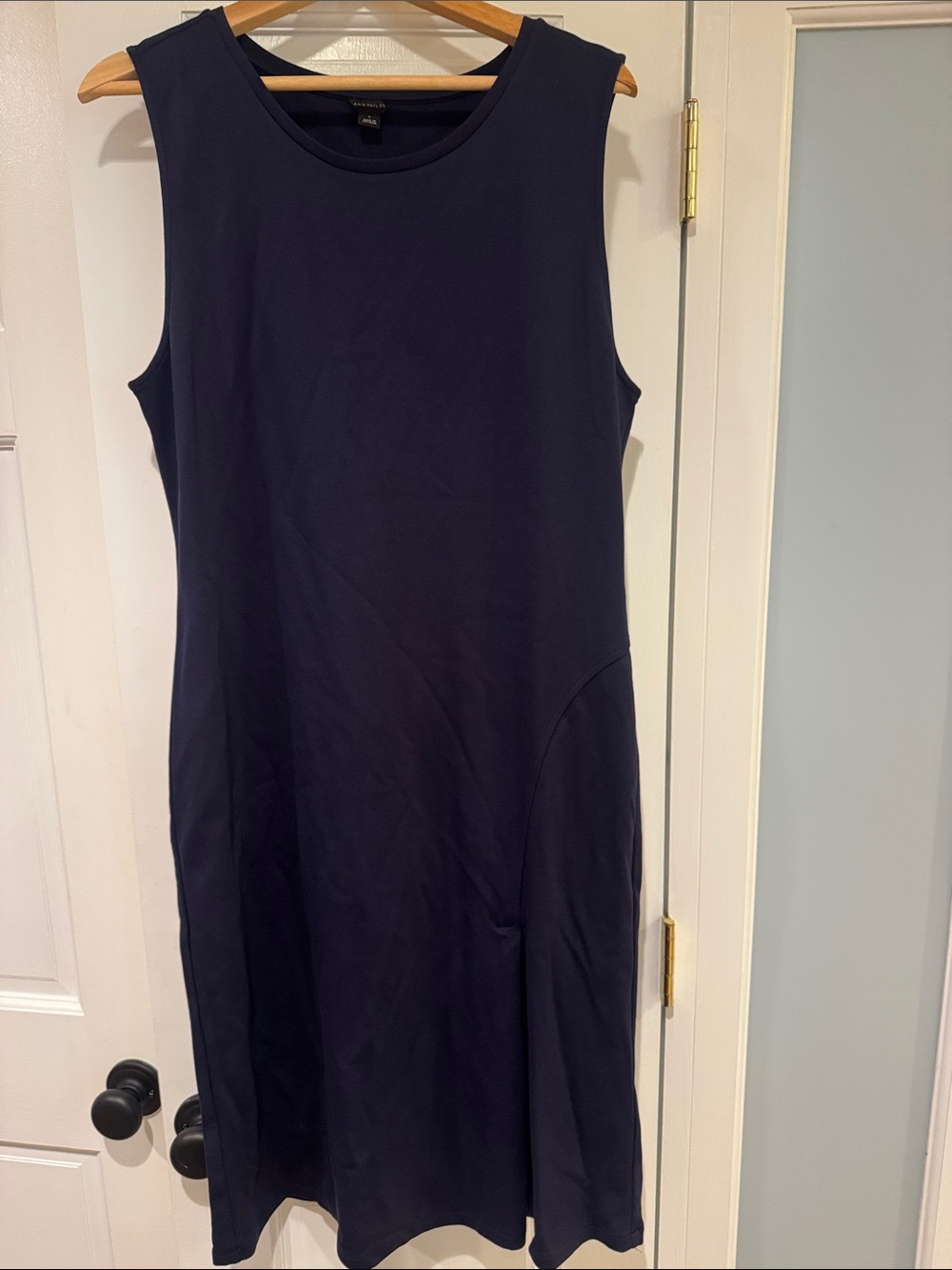 Ann Taylor Sleeveless Midi Dress in Navy